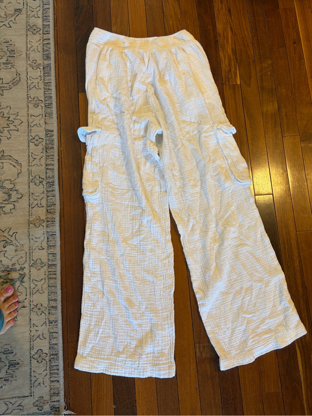 Aerie Gauzy High Waisted Cargo Pant - Picture 4 of 8